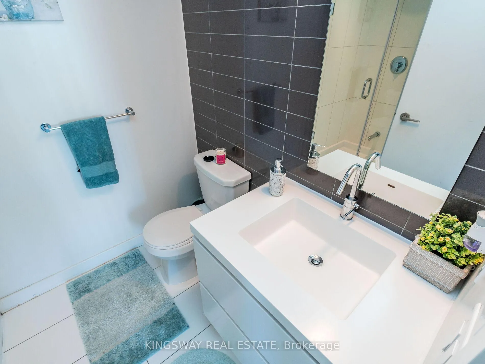 Photo 10 of Unit 4001, 75 Queens Wharf Road, Toronto, Waterfront Communities — HOMEH