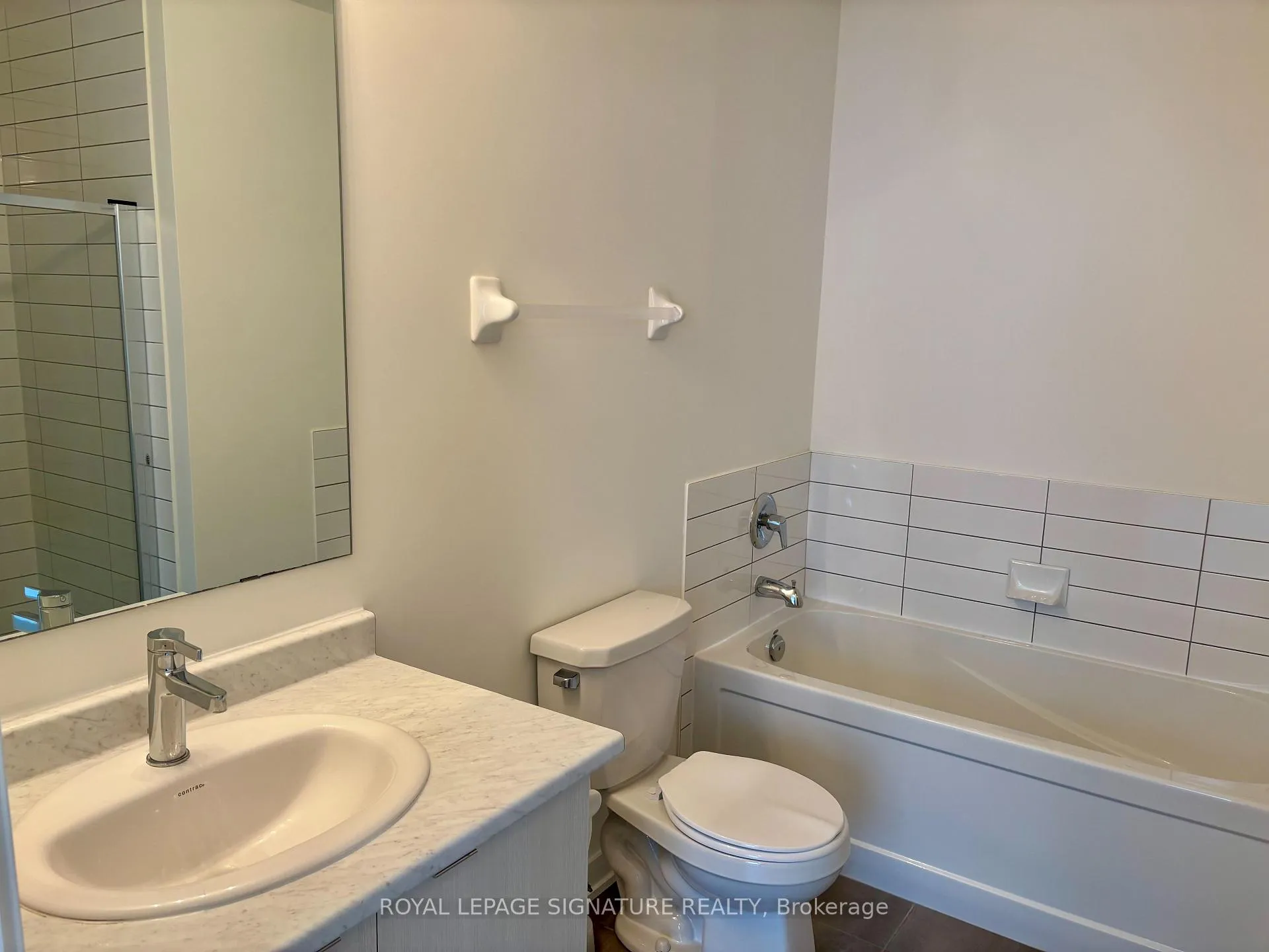 Photo 10 of Unit 215, 1525 Kingston Road, Pickering, Town Centre — HOMEH
