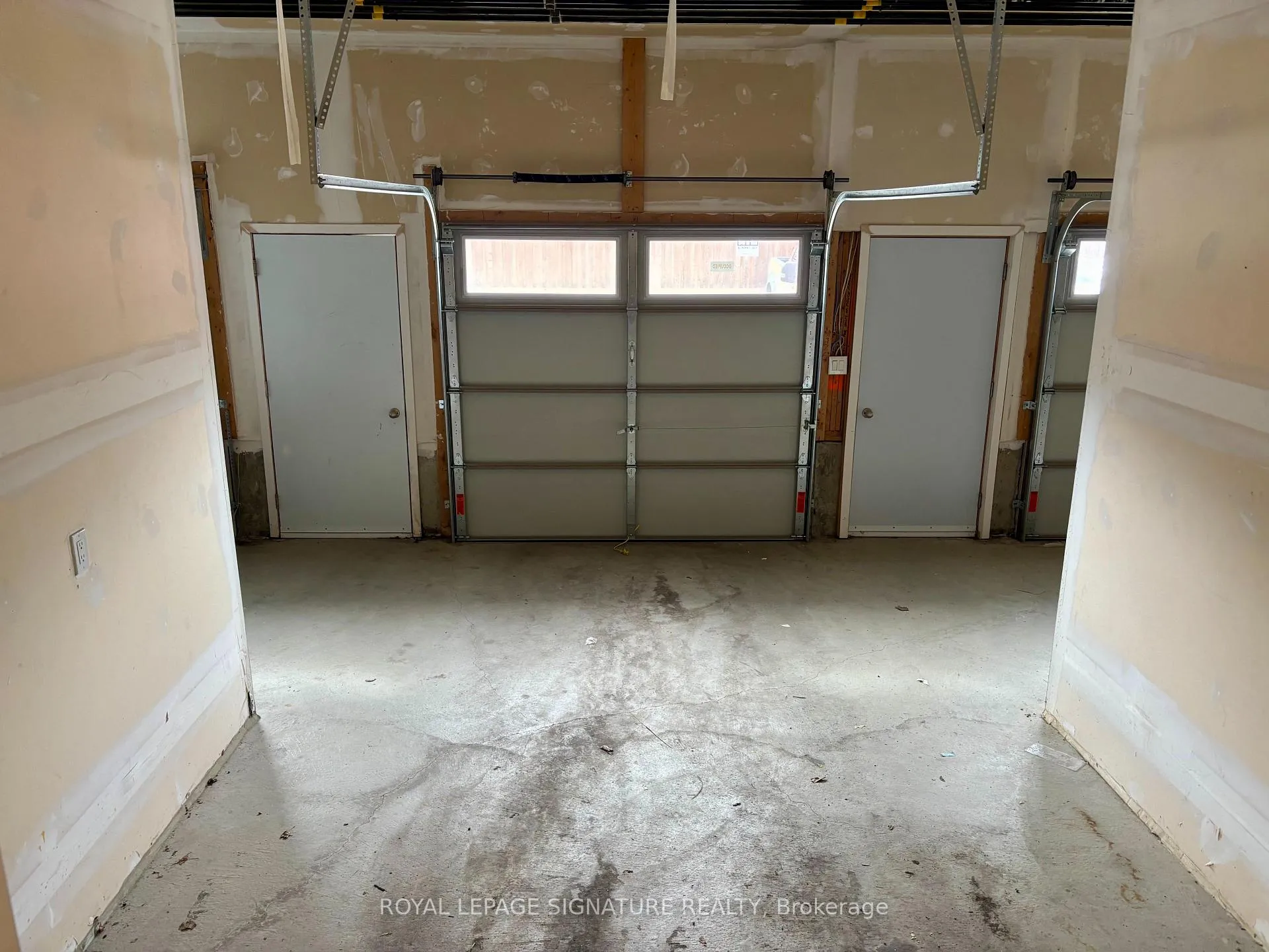 Photo 17 of Unit 215, 1525 Kingston Road, Pickering, Town Centre — HOMEH