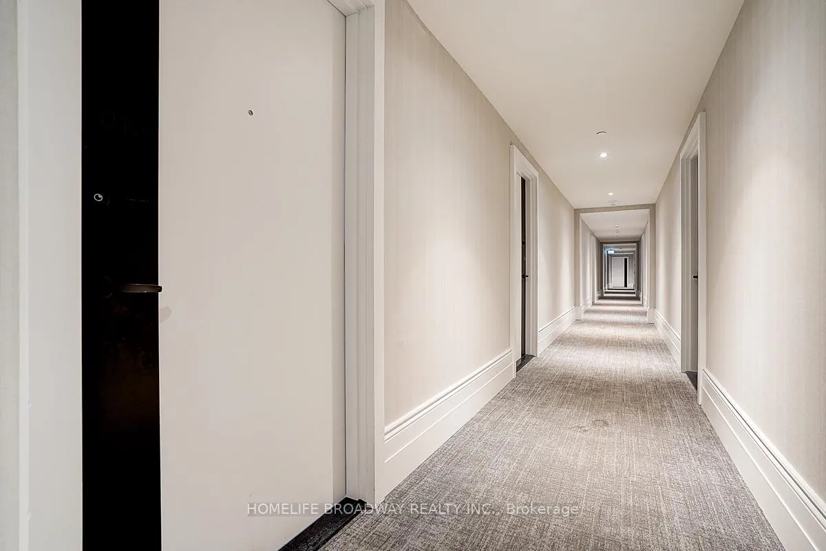 Photo 2 of Unit 1016, 8 Cedarland Drive, Markham, Unionville — HOMEH