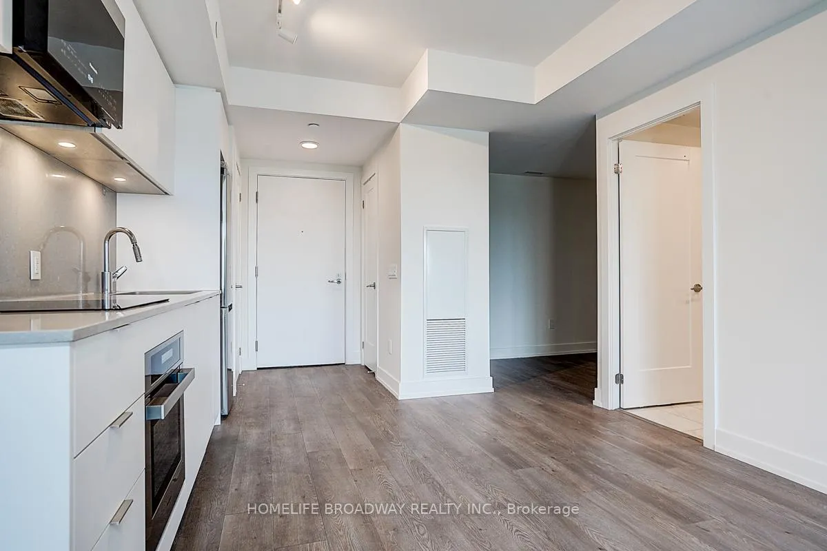 Photo 5 of Unit 1016, 8 Cedarland Drive, Markham, Unionville — HOMEH