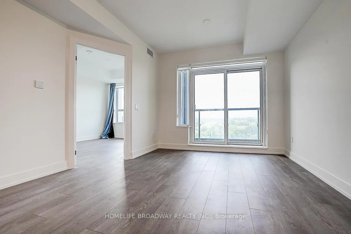 Photo 9 of Unit 1016, 8 Cedarland Drive, Markham, Unionville — HOMEH