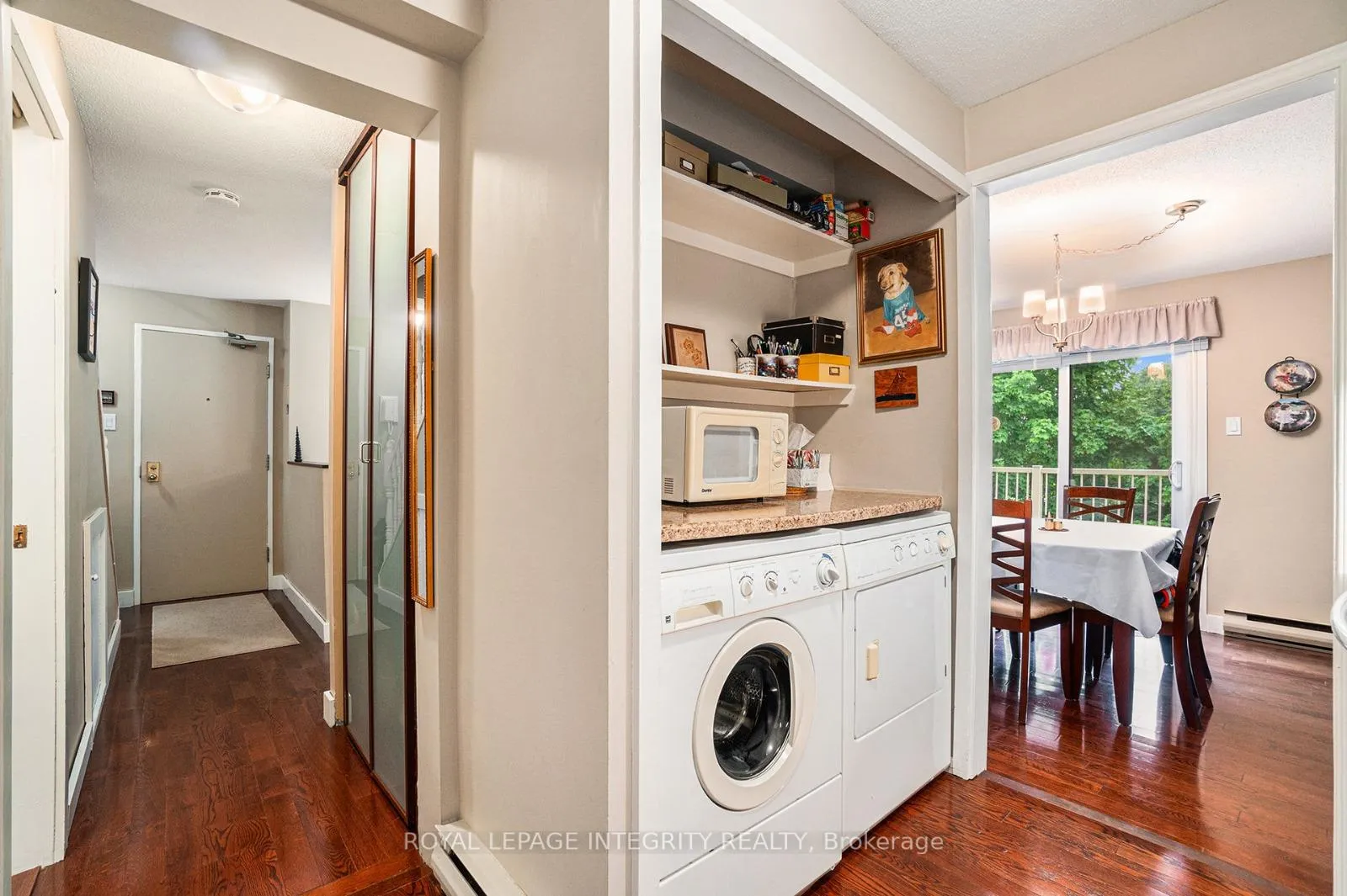 Photo 5 of Unit 7, 6 Sweetbriar Circle, Ottawa, Barrhaven - Pheasant Run — HOMEH