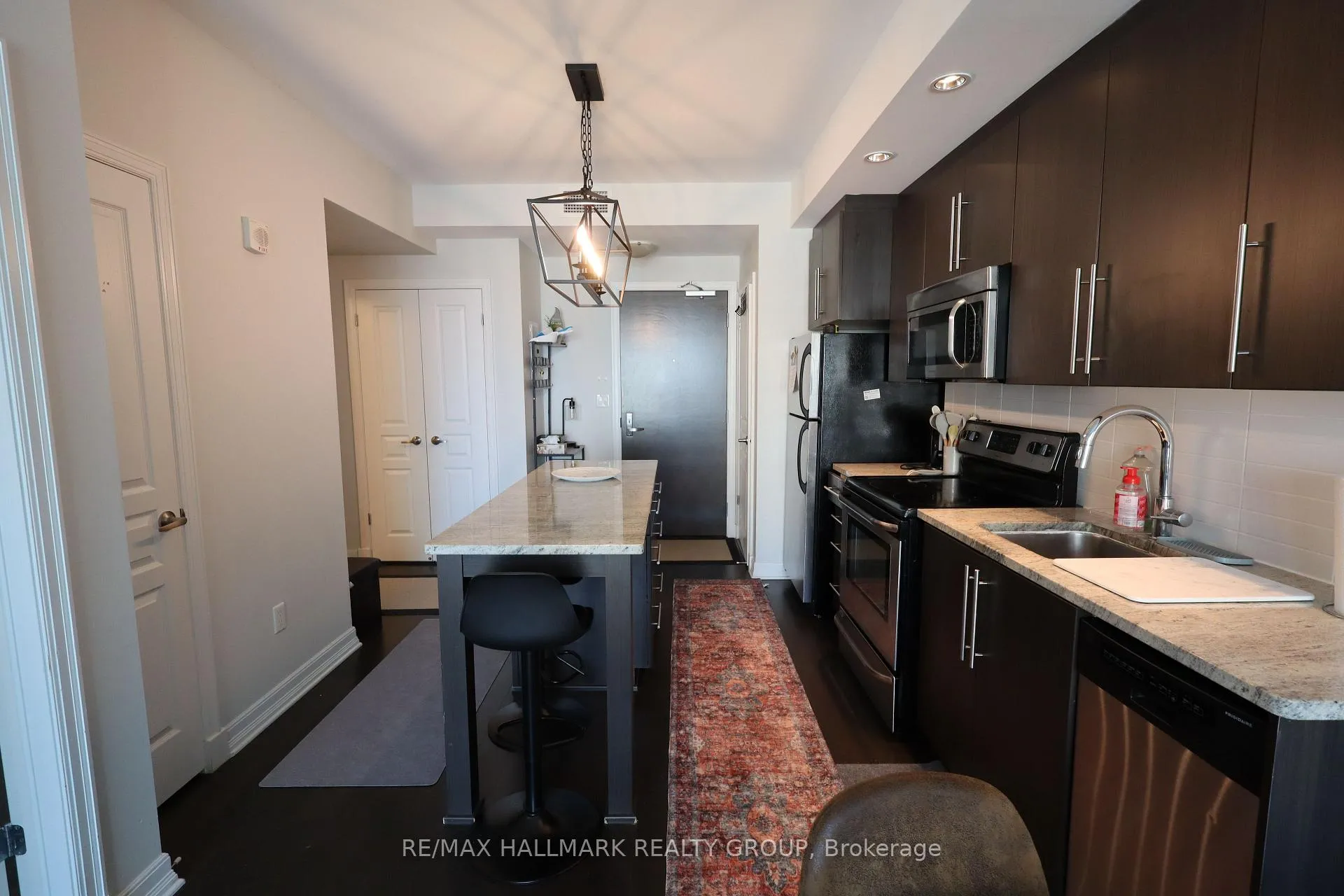 Photo 13 of Unit 1109, 238 Besserer Street, Ottawa, Sandy Hill — HOMEH