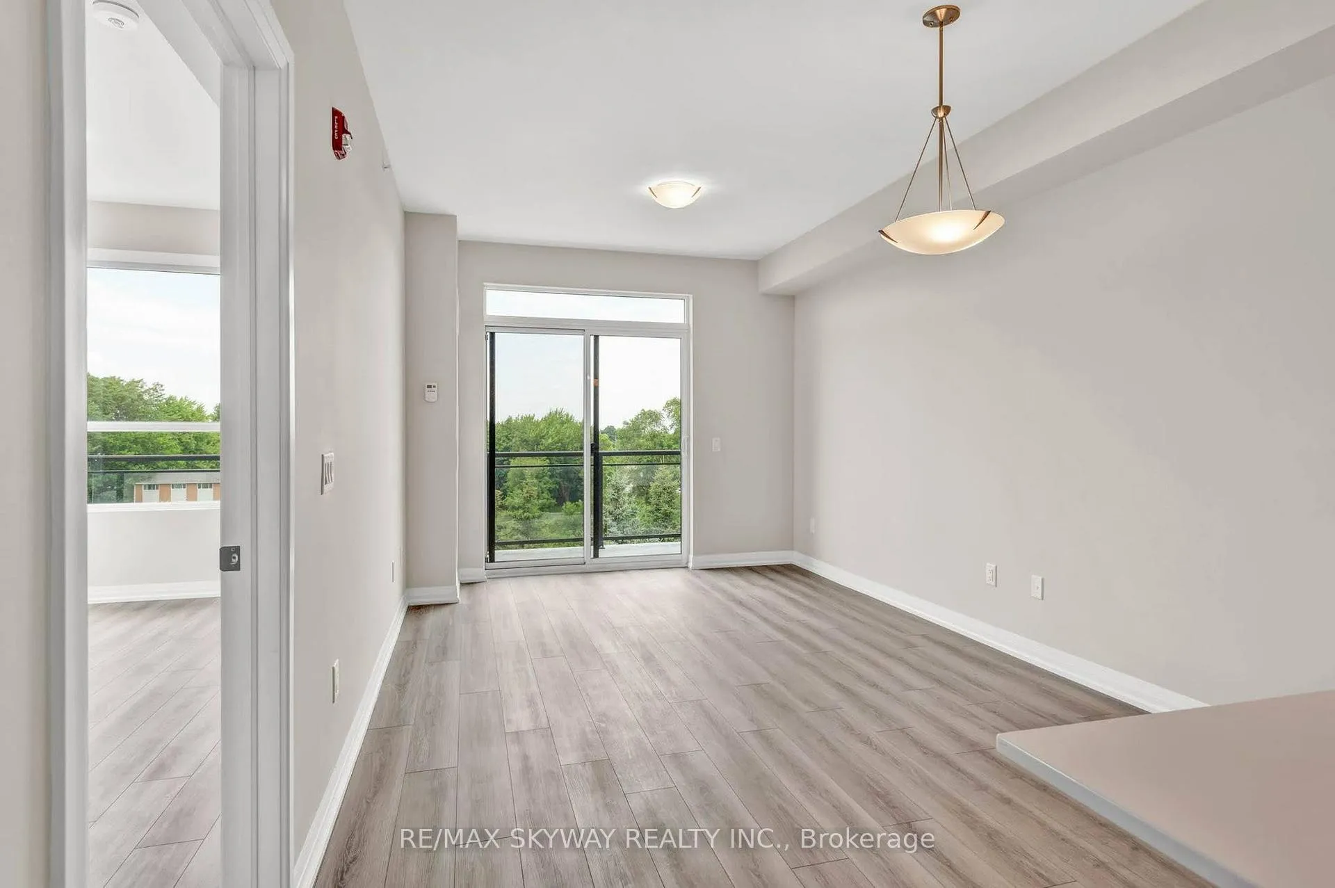 Photo 12 of 120 Spring Valley Crescent, Hamilton, Gourley — HOMEH