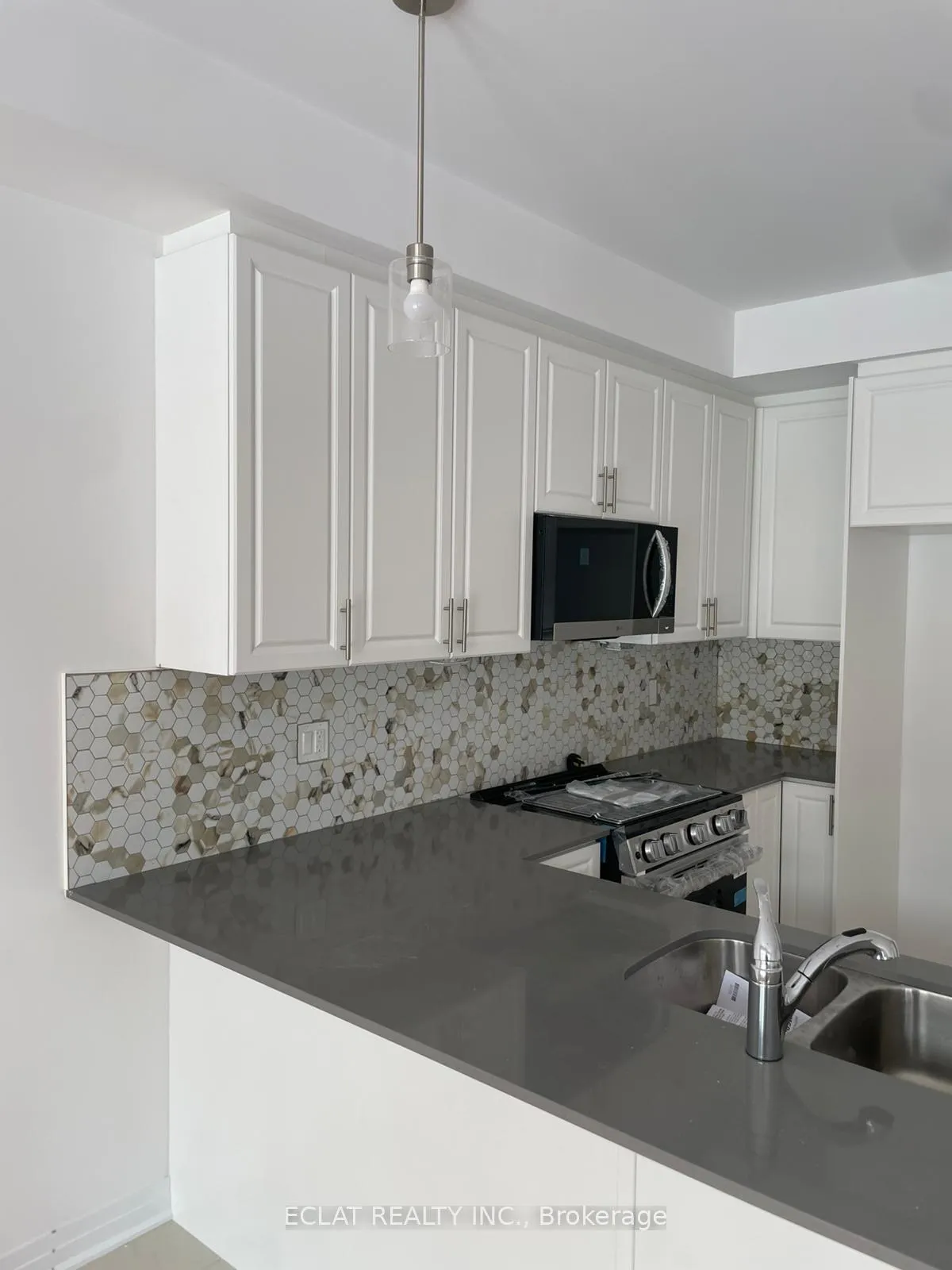 Photo 9 of 83 Manuel Street, Stratford — HOMEH