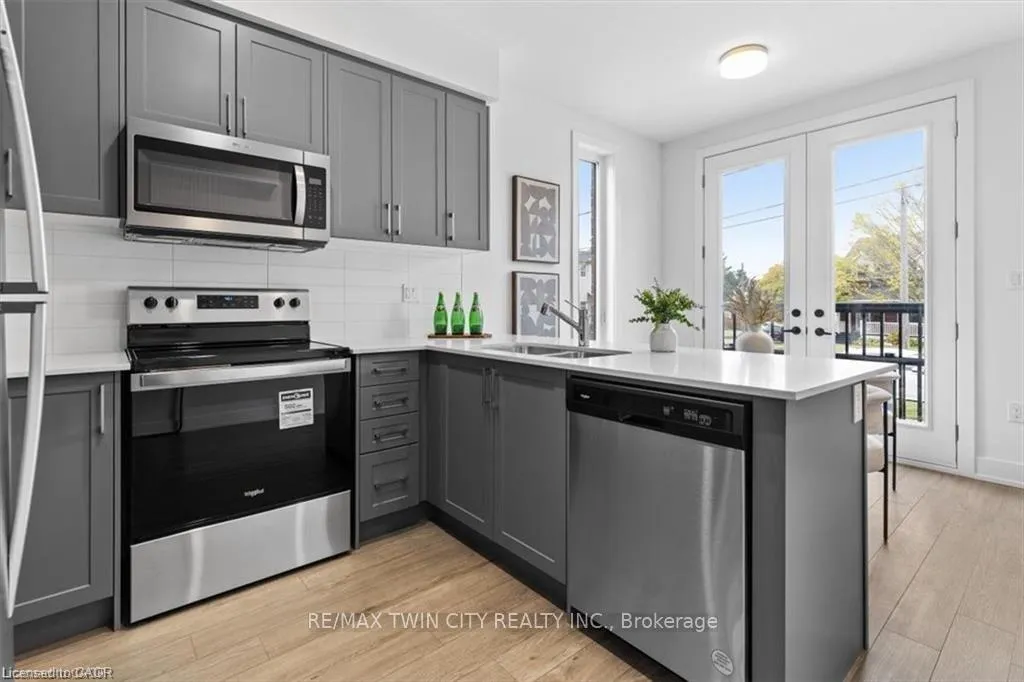 Photo 13 of Unit 45, 99 Roger Street, Waterloo, Uptown Waterloo — HOMEH