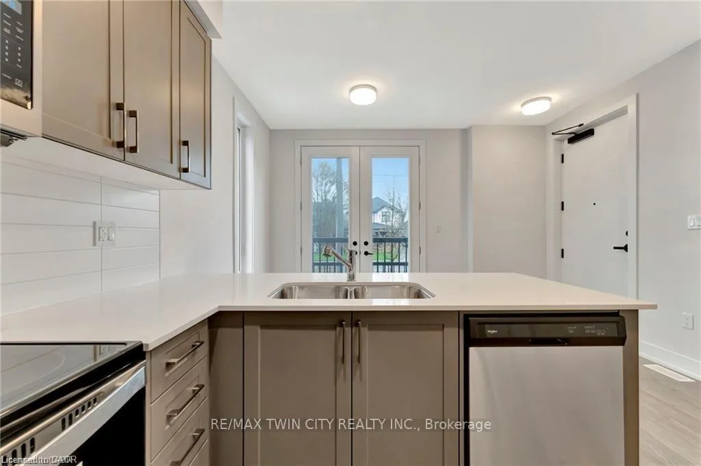 Photo 15 of Unit 45, 99 Roger Street, Waterloo, Uptown Waterloo — HOMEH