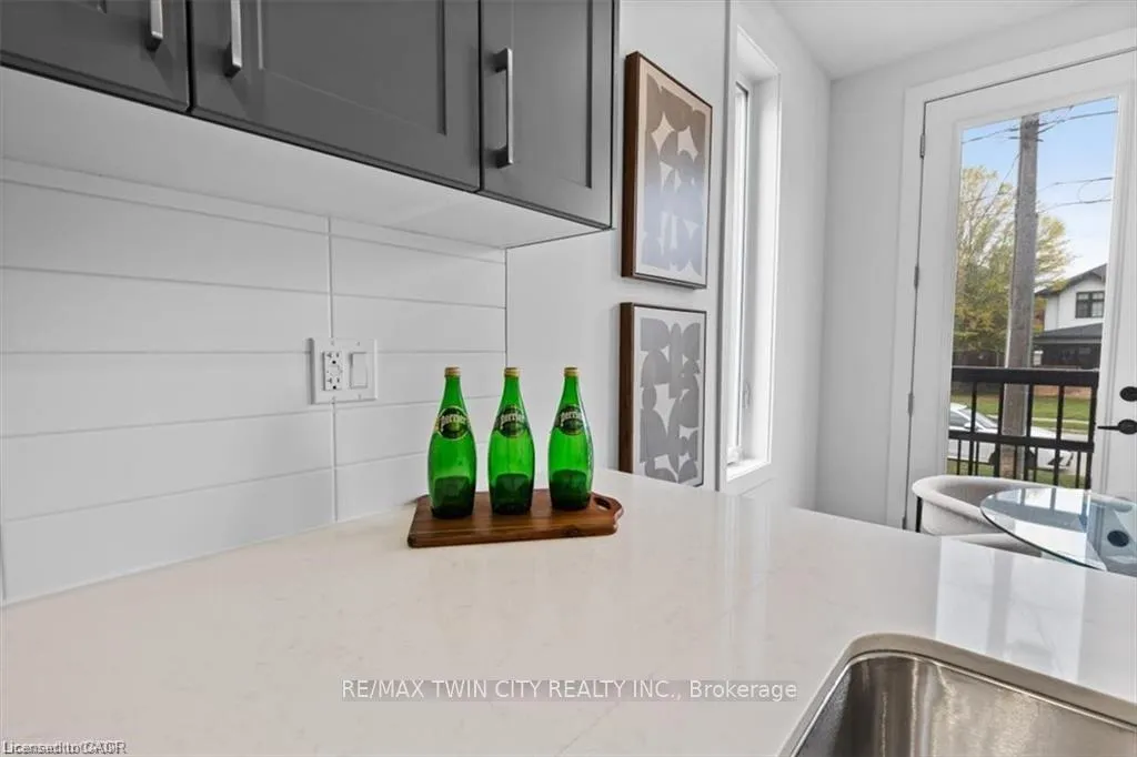 Photo 16 of Unit 45, 99 Roger Street, Waterloo, Uptown Waterloo — HOMEH
