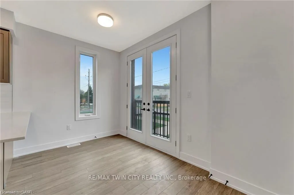 Photo 20 of Unit 45, 99 Roger Street, Waterloo, Uptown Waterloo — HOMEH