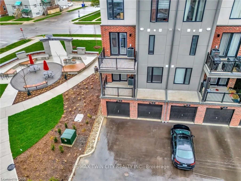 Photo 38 of Unit 45, 99 Roger Street, Waterloo, Uptown Waterloo — HOMEH