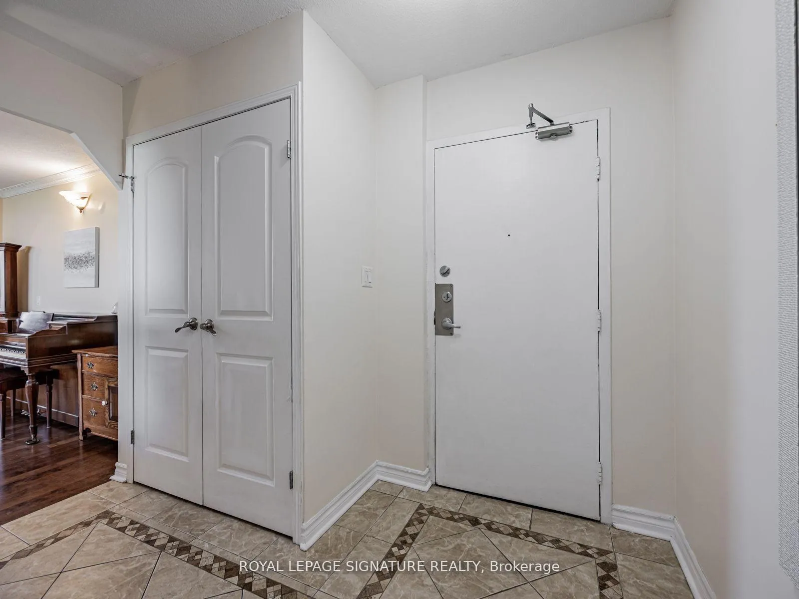 Photo 3 of Unit 1914, 60 Pavane Linkway, Toronto, Flemingdon Park — HOMEH