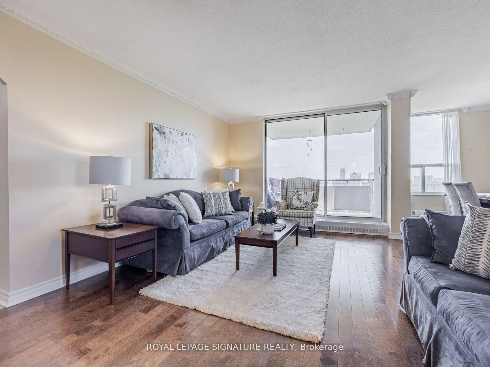 Photo 7 of Unit 1914, 60 Pavane Linkway, Toronto, Flemingdon Park — HOMEH