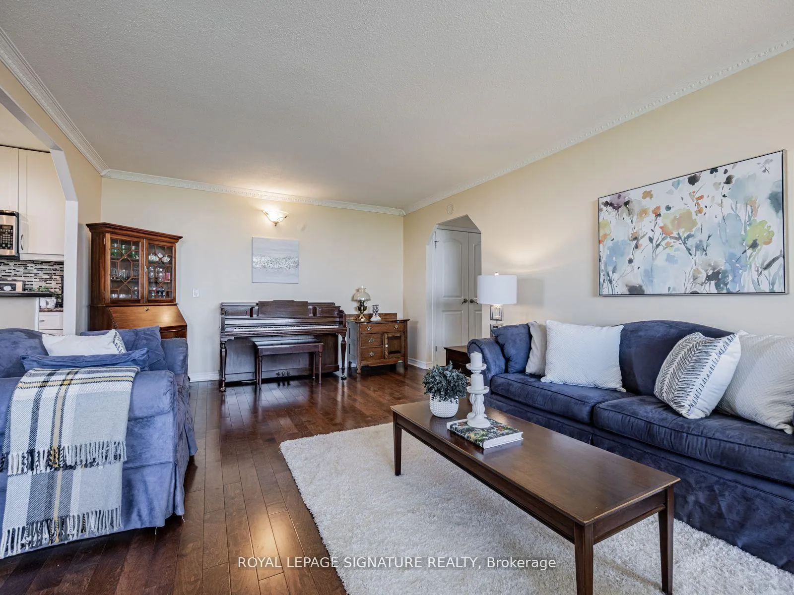 Photo 10 of Unit 1914, 60 Pavane Linkway, Toronto, Flemingdon Park — HOMEH
