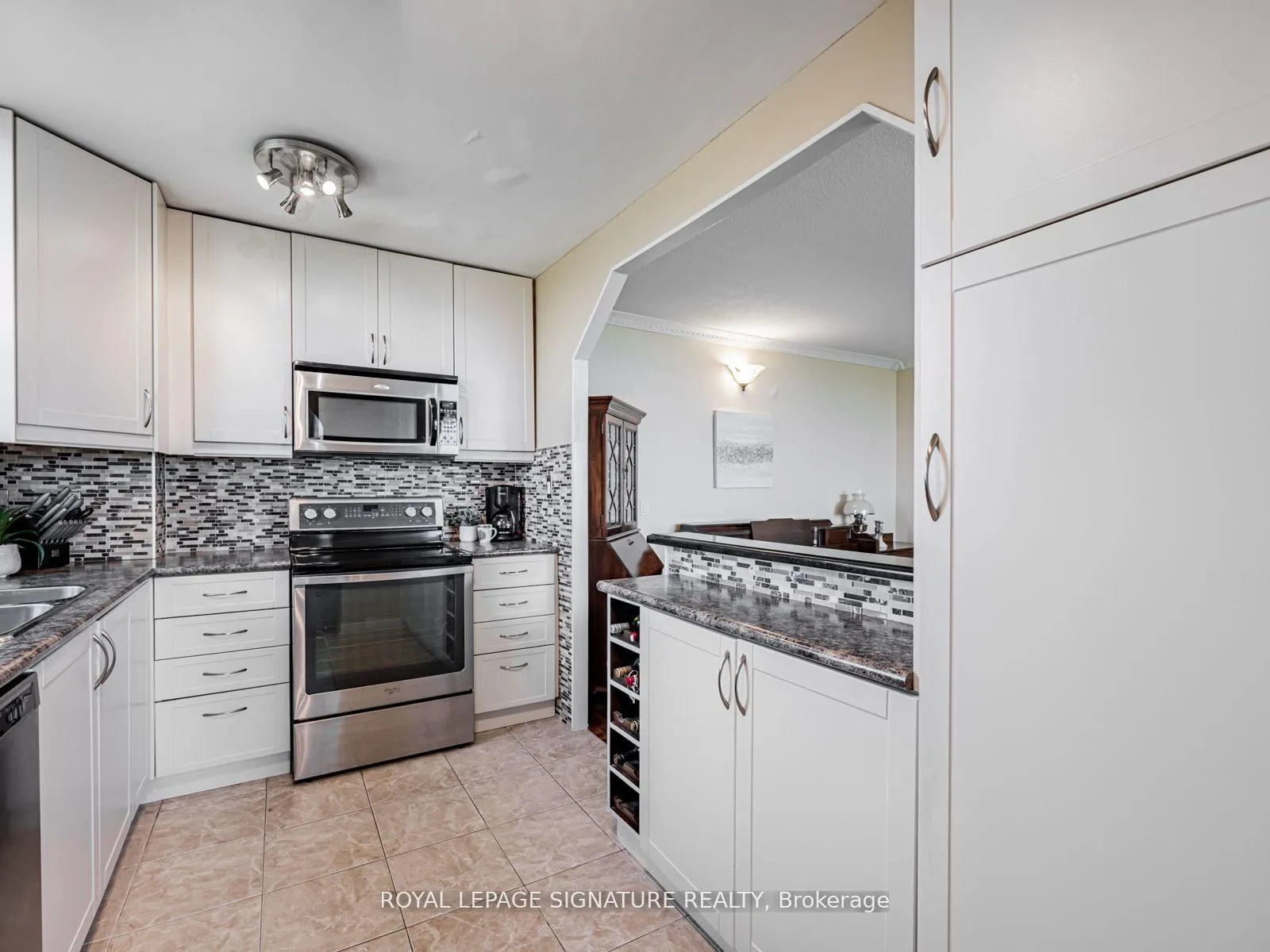 Photo 14 of Unit 1914, 60 Pavane Linkway, Toronto, Flemingdon Park — HOMEH
