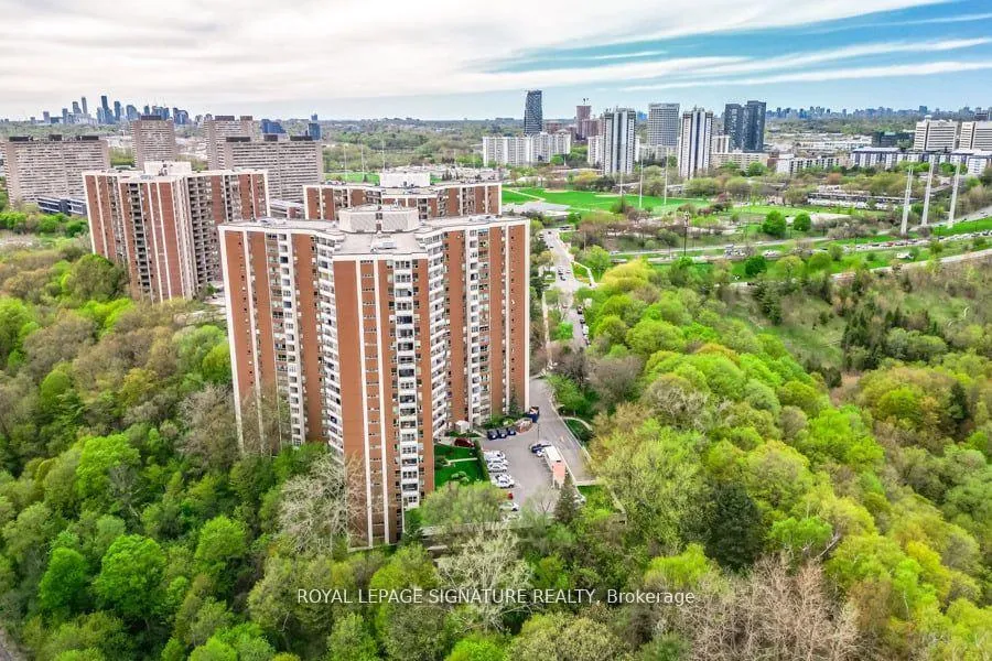 Photo 32 of Unit 1914, 60 Pavane Linkway, Toronto, Flemingdon Park — HOMEH