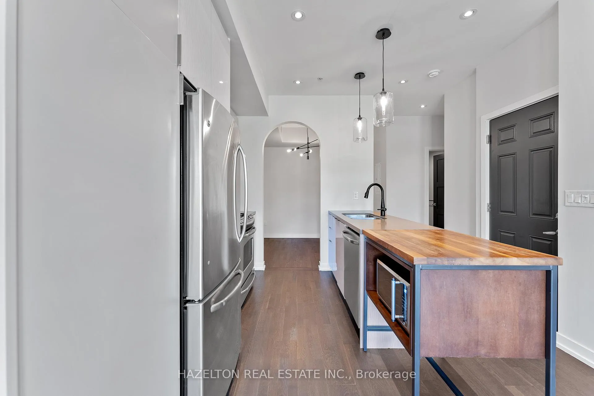 Photo 8 of Unit 54, 140 Broadview Avenue, Toronto, South Riverdale — HOMEH