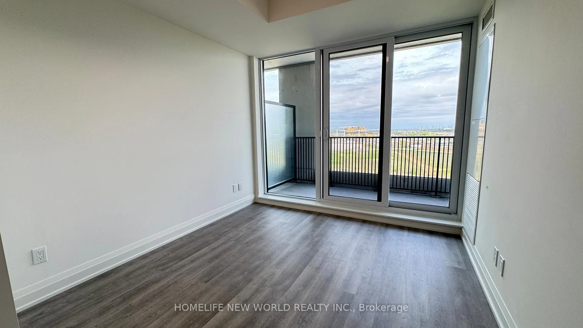 Photo 6 of Unit 1219, 56 Andre de Grasse Street, Markham, Unionville — HOMEH