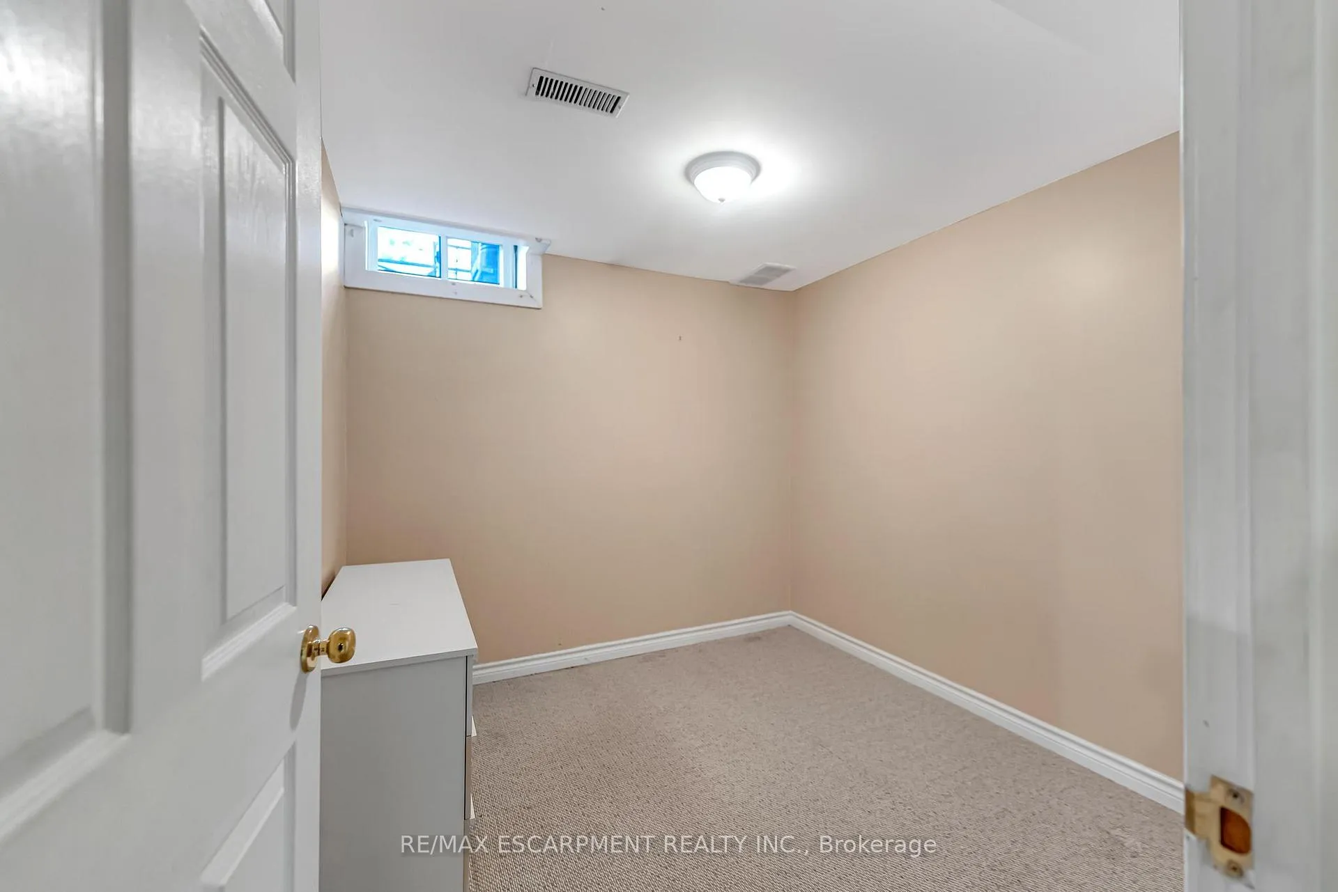 Photo 12 of Unit 17, 25 Kitty Murray Lane, Hamilton, Meadowlands — HOMEH