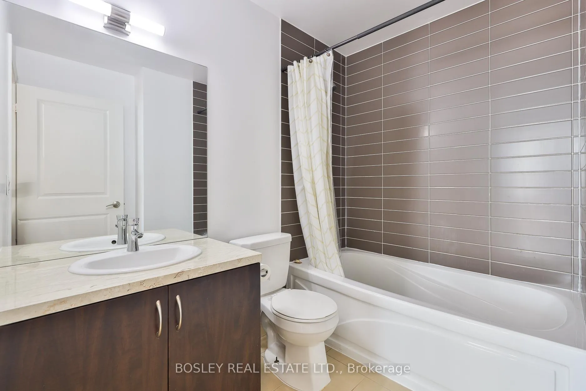 Photo 11 of Unit 201, 500 St Clair Avenue W, Toronto, Humewood-Cedarvale — HOMEH