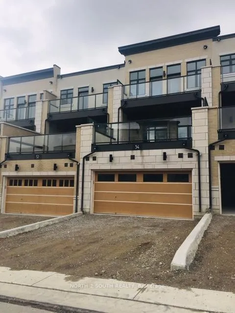 Photo 9 of 32 Carville Woods Circle, Caledon, Bolton East — HOMEH