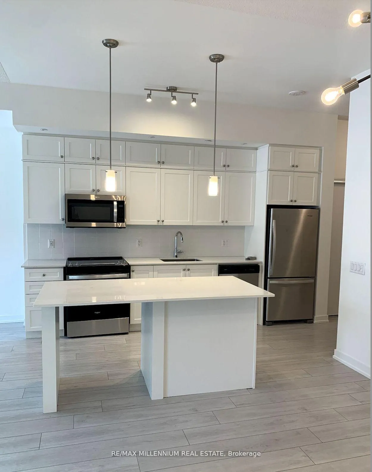 Photo 6 of Unit 233, 55 Duke Street, Kitchener, City Commercial Core — HOMEH