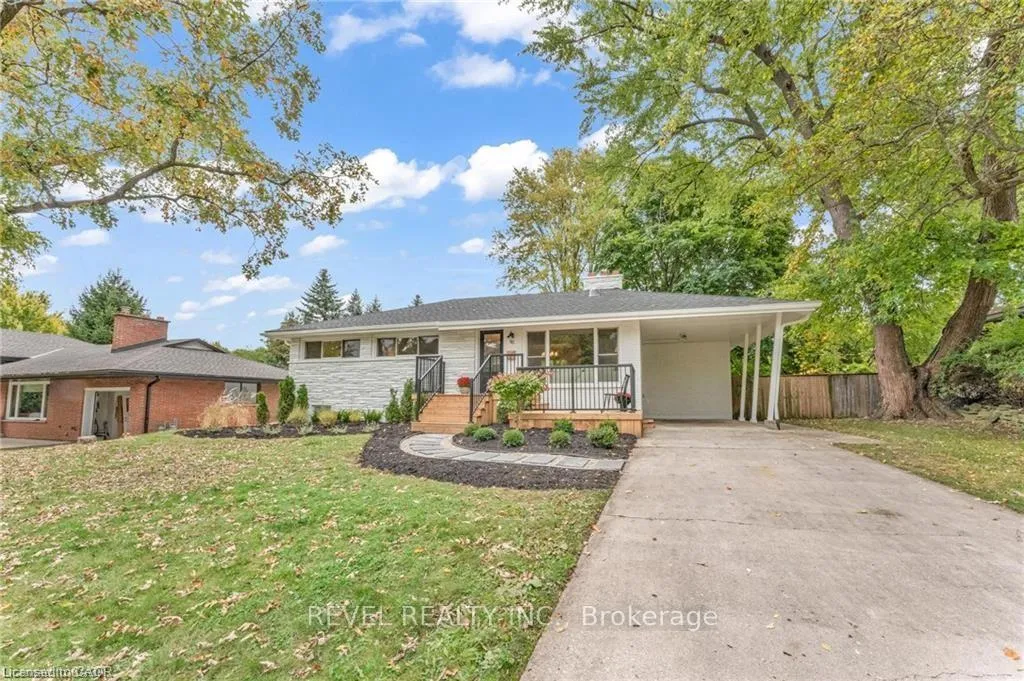 Photo 1 of 95 Seneca Drive, Hamilton, Ancaster — HOMEH