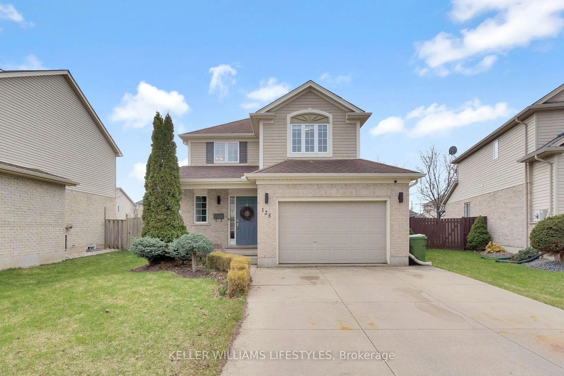 Photo 1 of 125 Hagerman Crescent, St. Thomas — HOMEH