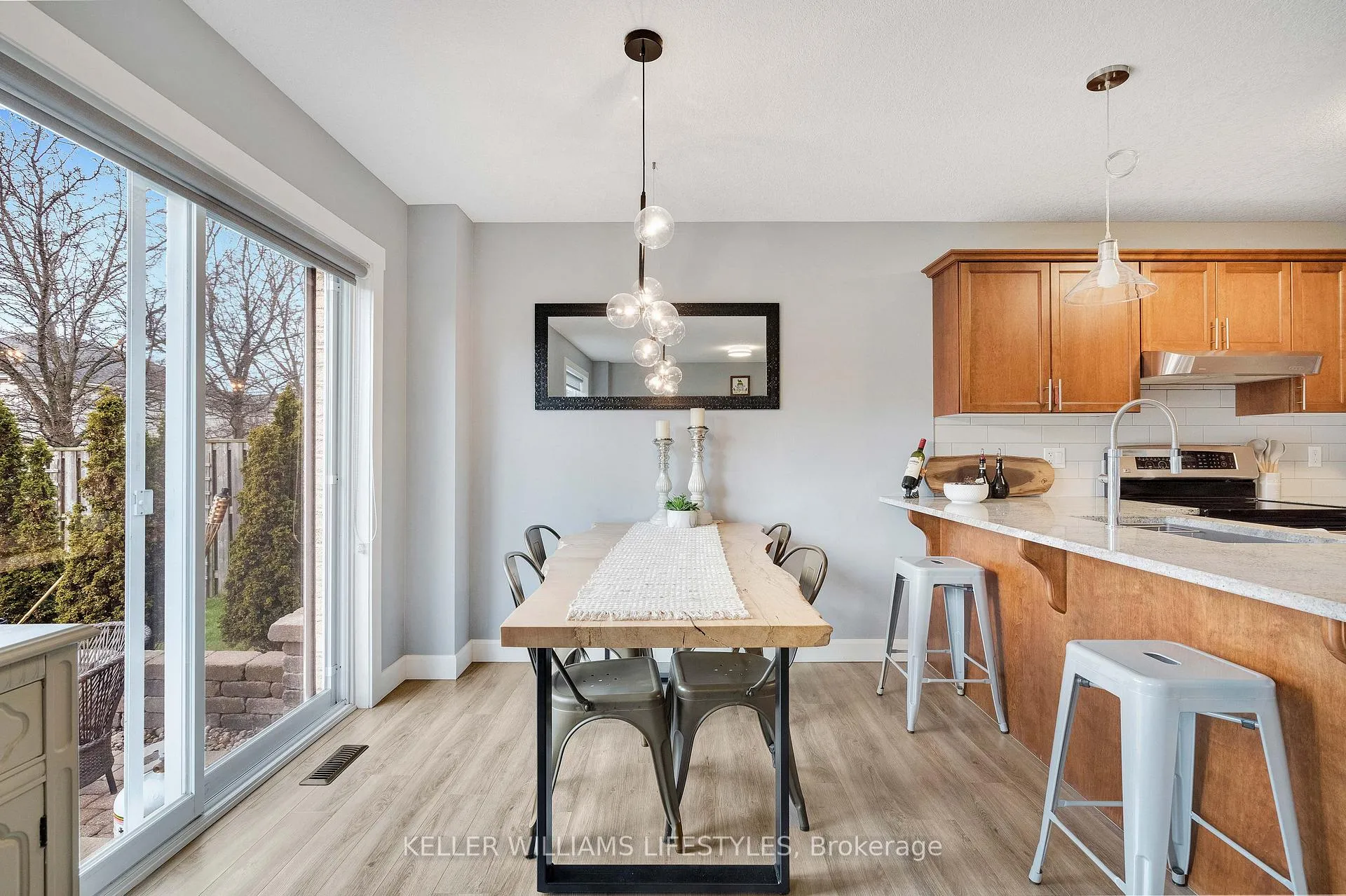 Photo 15 of 125 Hagerman Crescent, St. Thomas — HOMEH