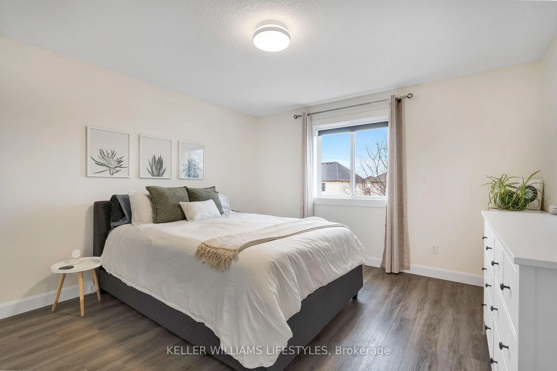 Photo 23 of 125 Hagerman Crescent, St. Thomas — HOMEH