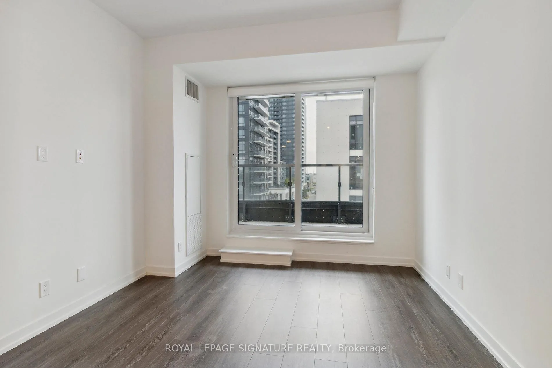 Photo 11 of Unit 510, 8 Beverley Glen Boulevard, Vaughan, Beverley Glen — HOMEH