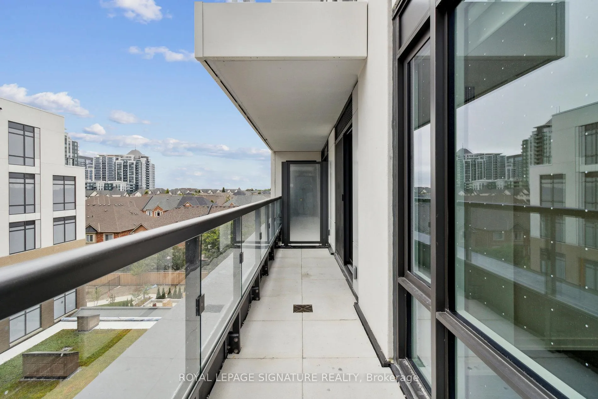 Photo 19 of Unit 510, 8 Beverley Glen Boulevard, Vaughan, Beverley Glen — HOMEH