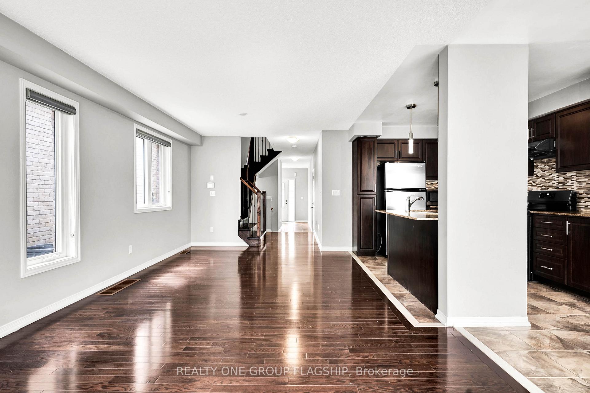 Photo 16 of 4202 Thomas Alton Boulevard W, Burlington, Alton — HOMEH