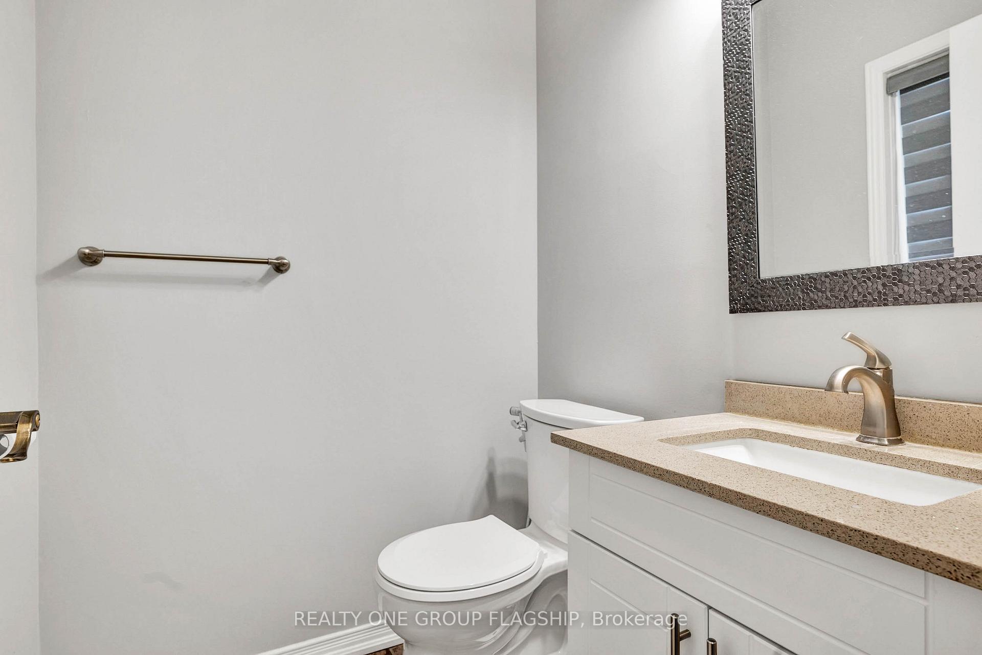 Photo 4 of 4202 Thomas Alton Boulevard W, Burlington, Alton — HOMEH