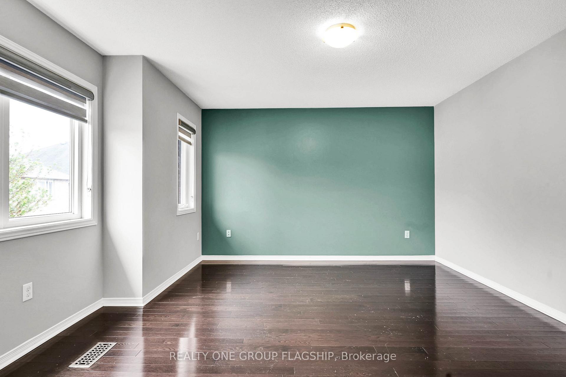 Photo 32 of 4202 Thomas Alton Boulevard W, Burlington, Alton — HOMEH
