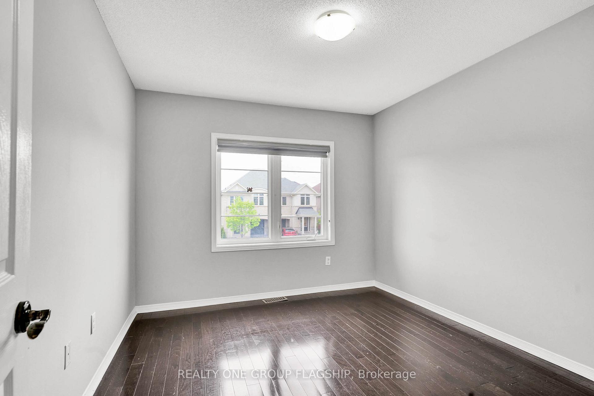 Photo 26 of 4202 Thomas Alton Boulevard W, Burlington, Alton — HOMEH