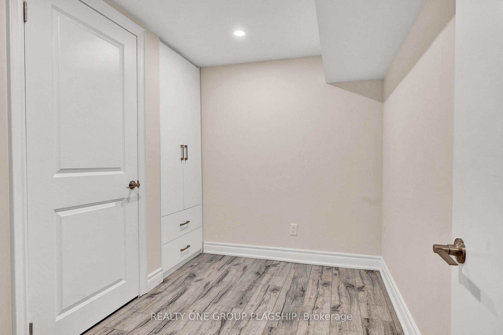 Photo 28 of 4202 Thomas Alton Boulevard W, Burlington, Alton — HOMEH