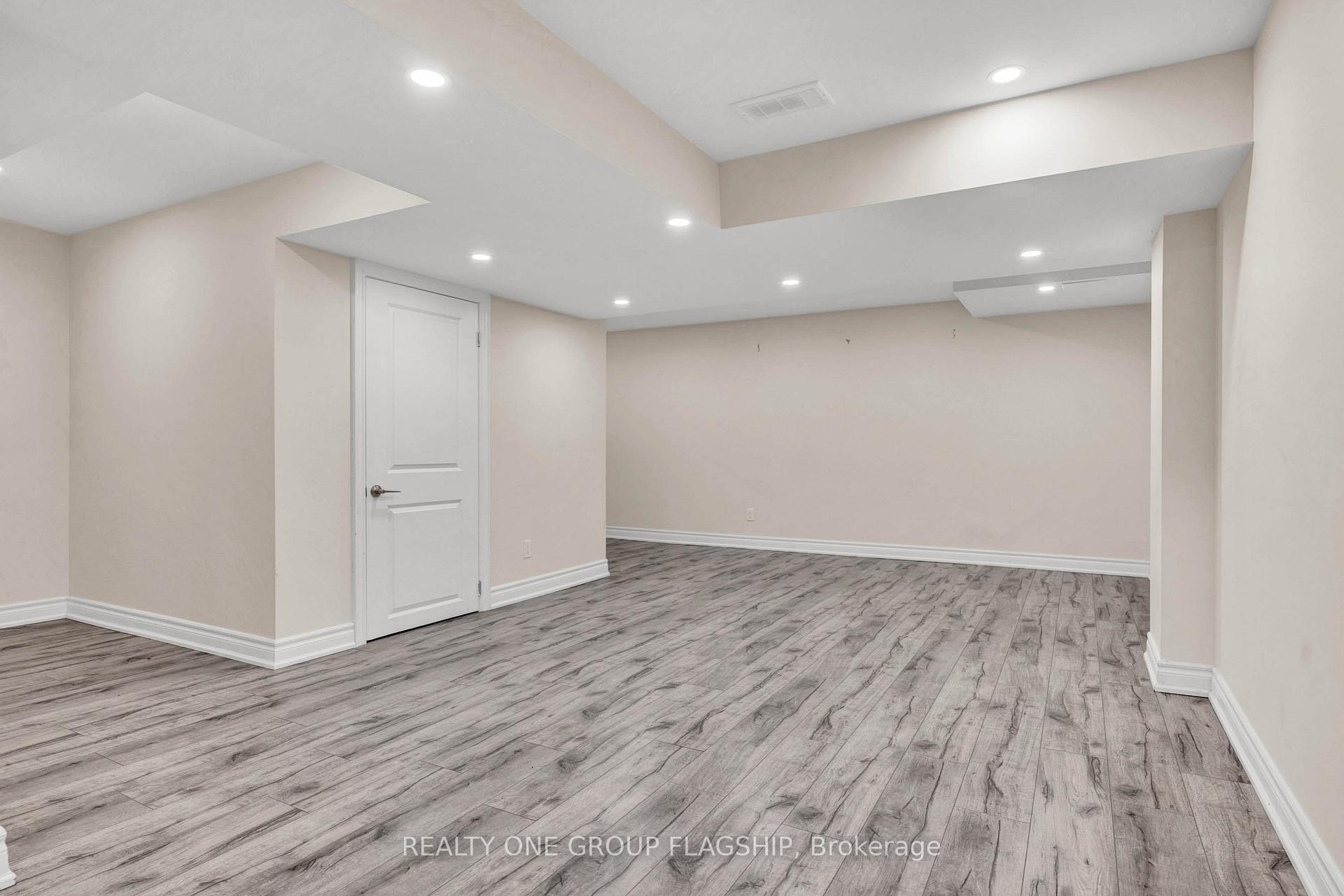 Photo 37 of 4202 Thomas Alton Boulevard W, Burlington, Alton — HOMEH
