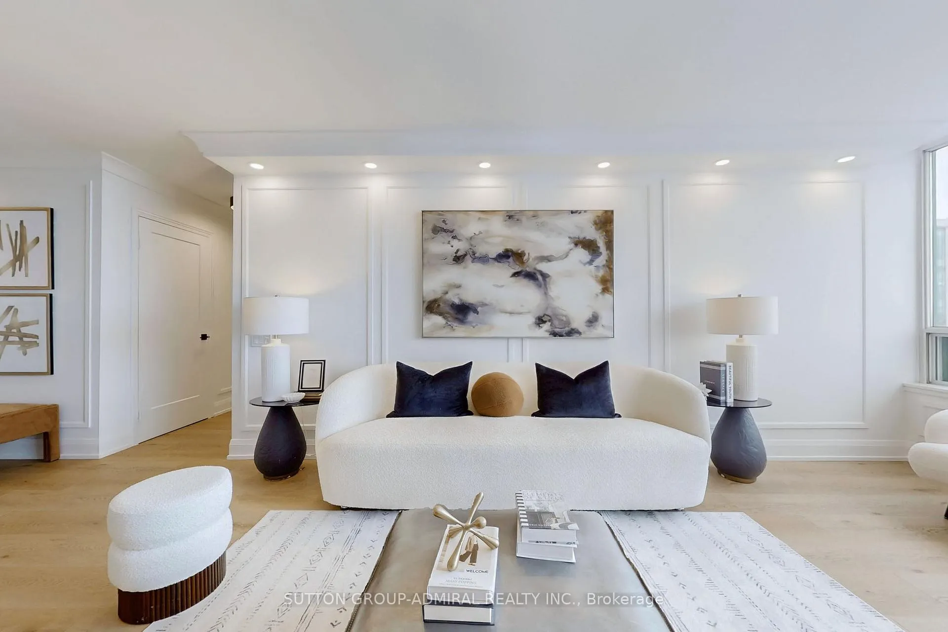 Photo 6 of Unit 1105, 110 Promenade Circle, Vaughan, Brownridge — HOMEH