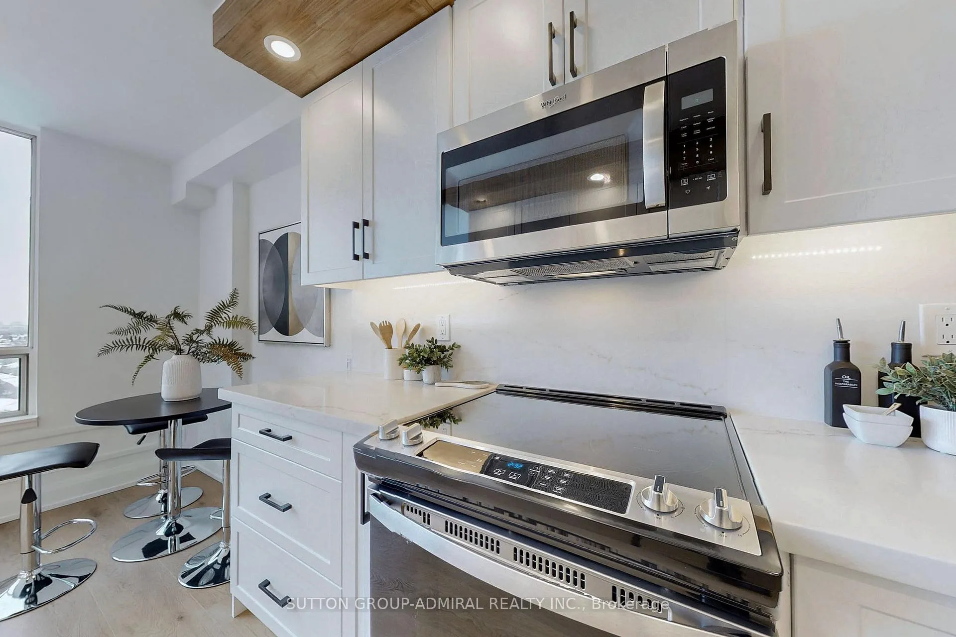 Photo 17 of Unit 1105, 110 Promenade Circle, Vaughan, Brownridge — HOMEH