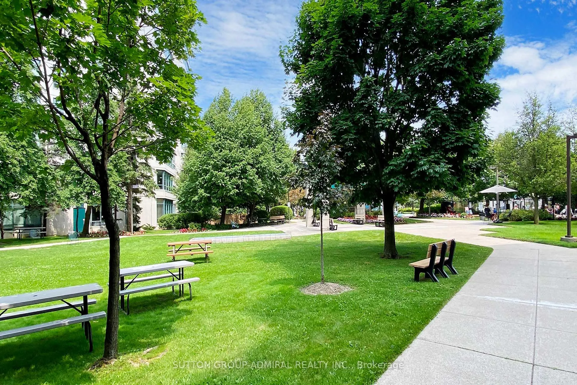 Photo 42 of Unit 1105, 110 Promenade Circle, Vaughan, Brownridge — HOMEH