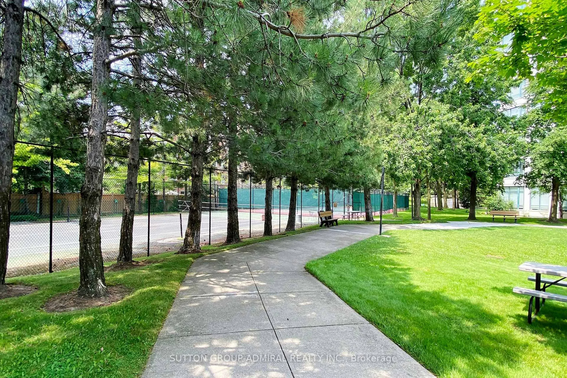 Photo 43 of Unit 1105, 110 Promenade Circle, Vaughan, Brownridge — HOMEH