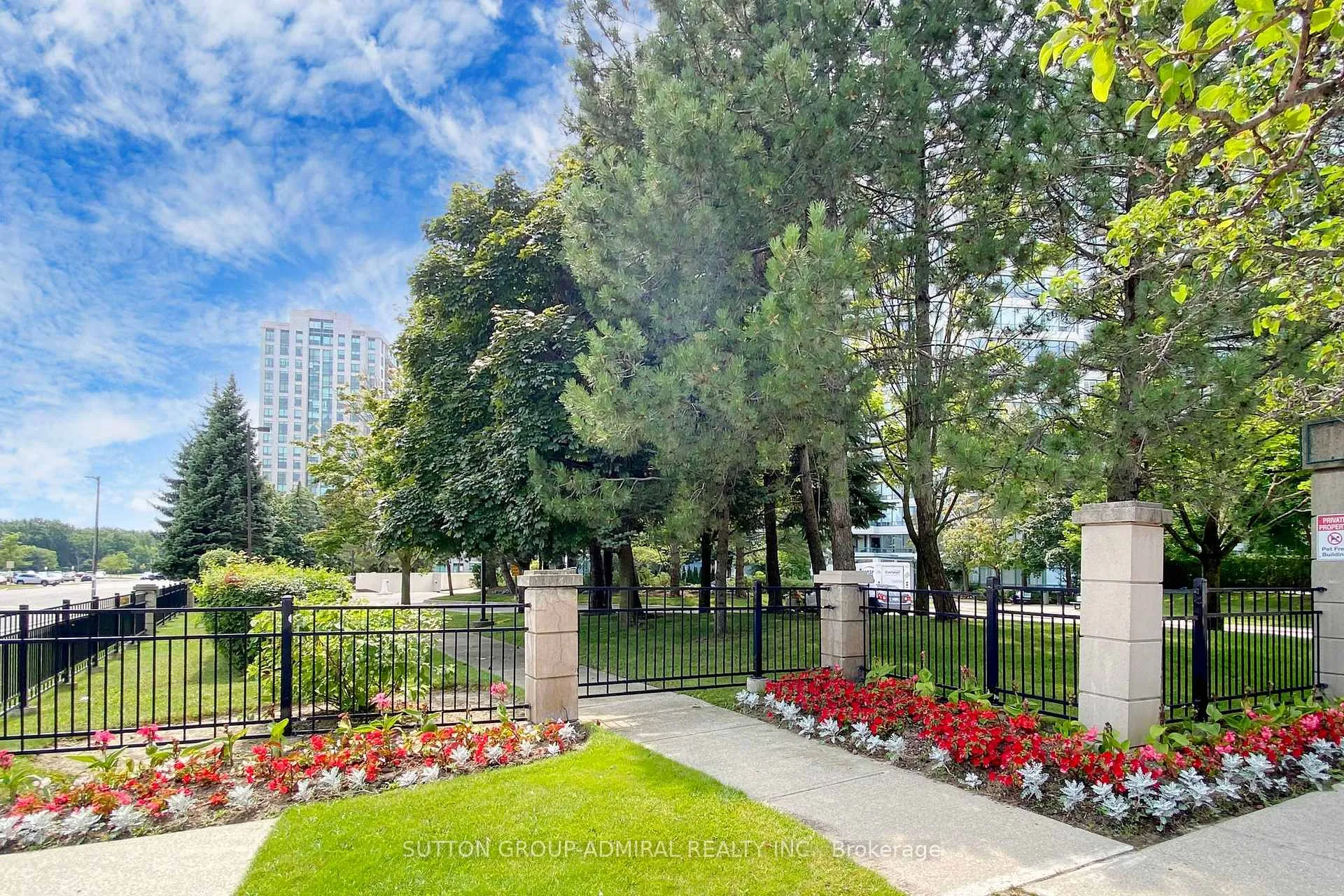 Photo 45 of Unit 1105, 110 Promenade Circle, Vaughan, Brownridge — HOMEH