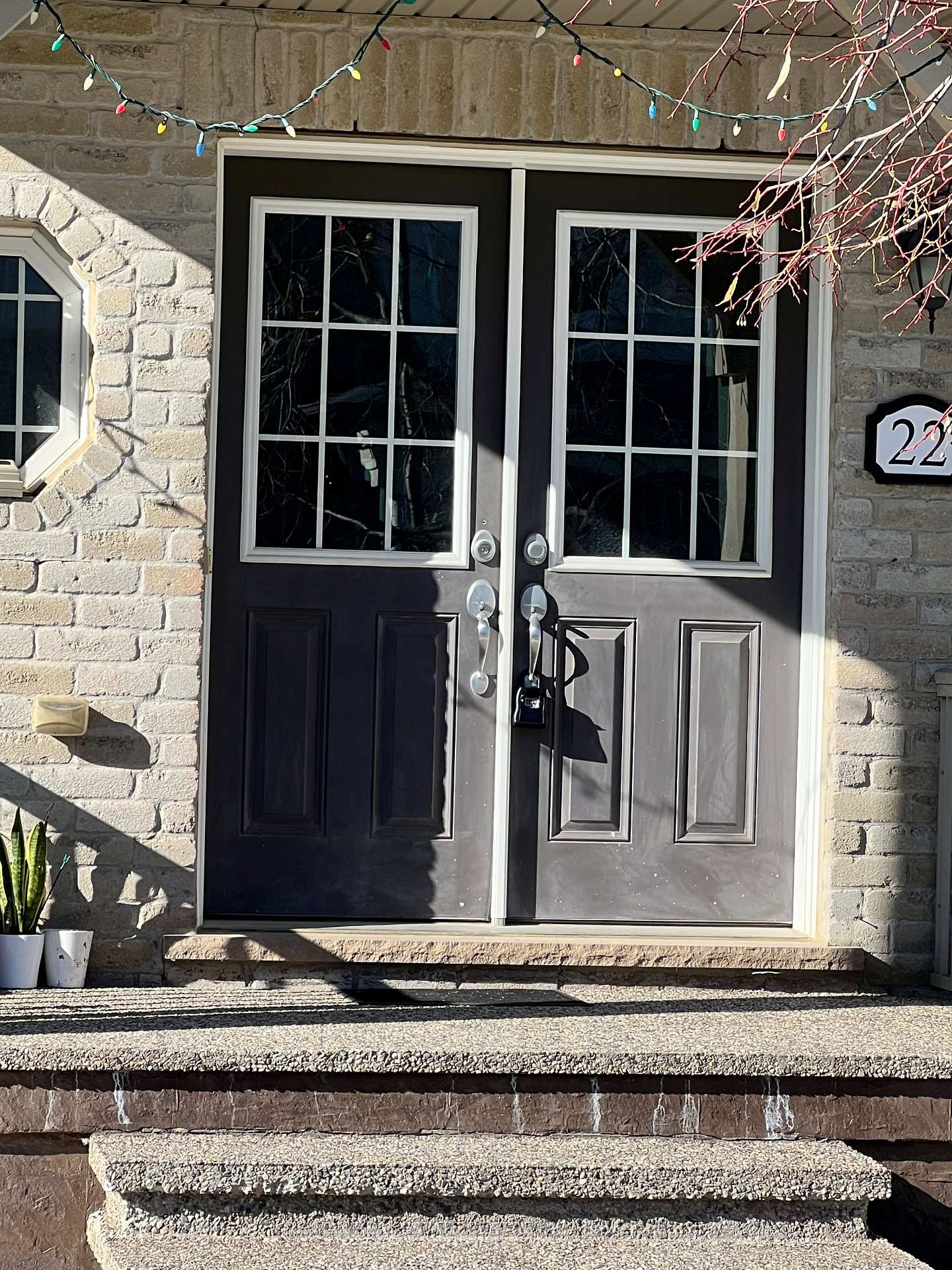 Photo 3 of 22 Twistleton Street, Caledon, Rural Caledon — HOMEH