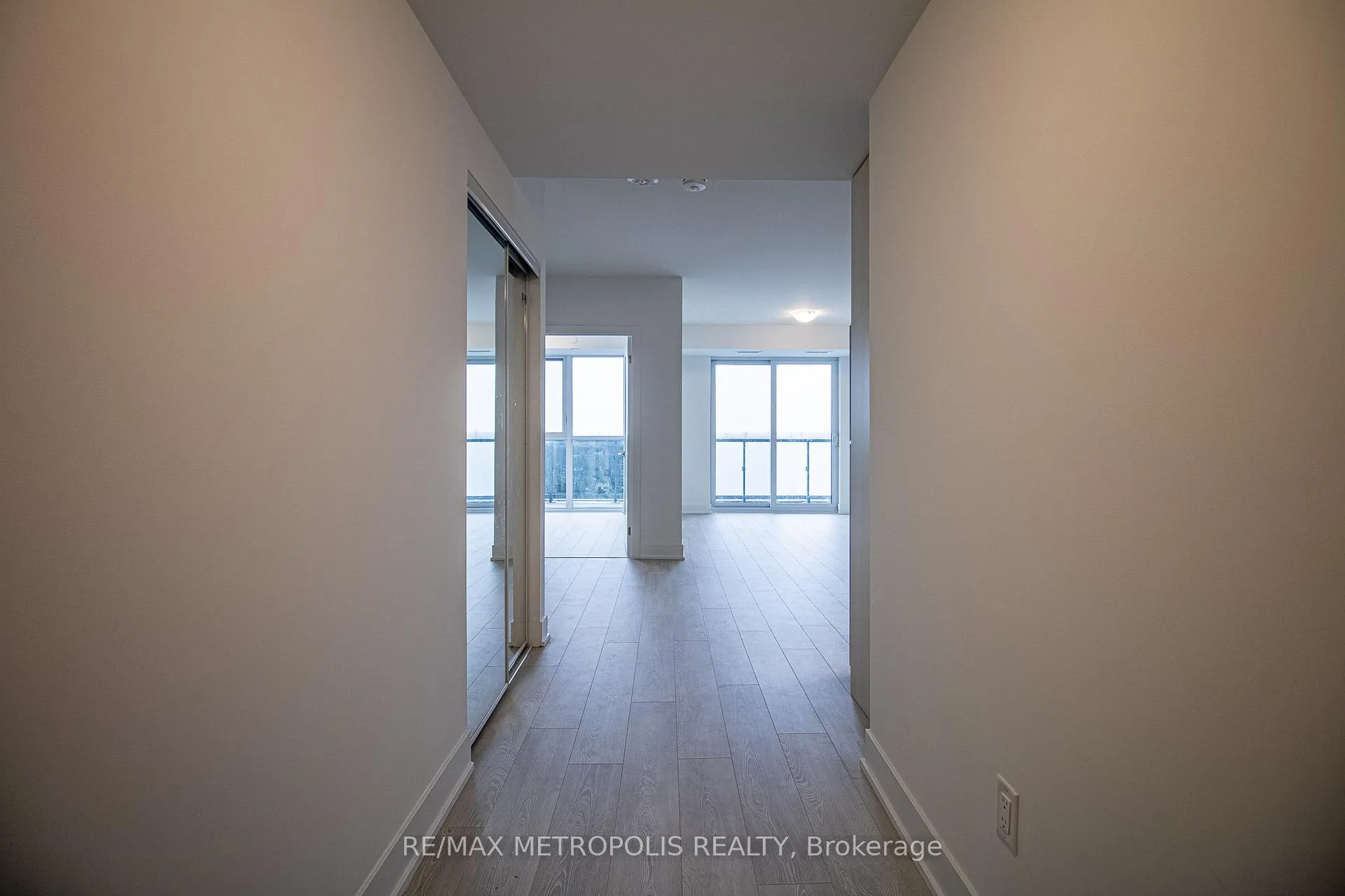 Photo 17 of Unit 1408, 2545 Simcoe Street N, Oshawa, Windfields — HOMEH