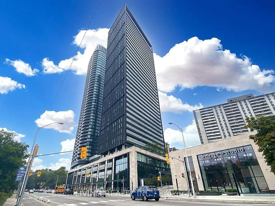 Front of Unit 2506, 575 Bloor Street E