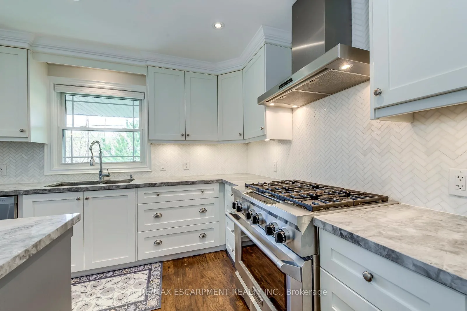 Photo 13 of 4306 Lakeshore Road, Burlington, Shoreacres — HOMEH