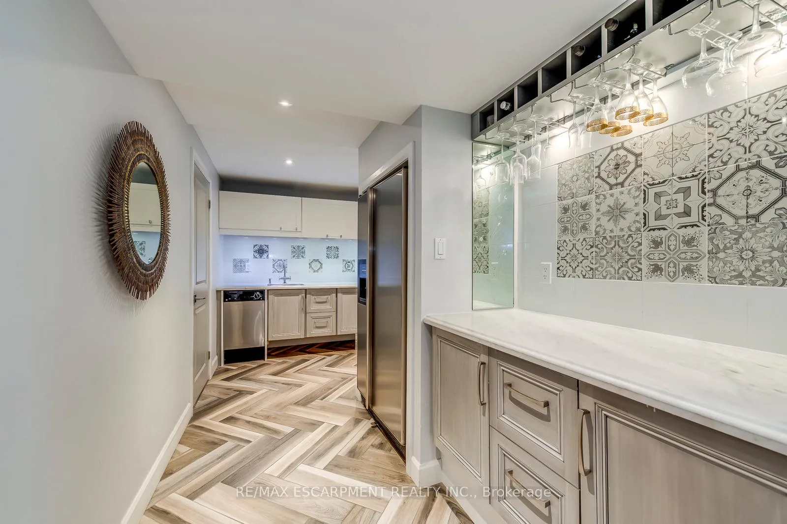 Photo 26 of 4306 Lakeshore Road, Burlington, Shoreacres — HOMEH