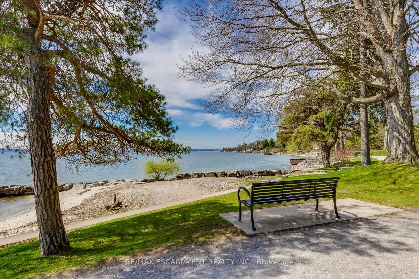 Photo 43 of 4306 Lakeshore Road, Burlington, Shoreacres — HOMEH