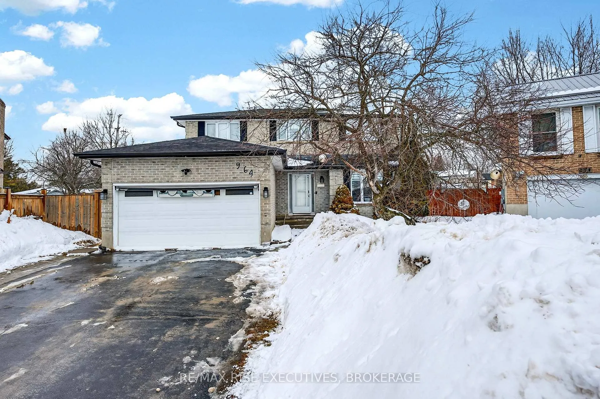 Photo 1 of 964 Heaton Road, Kingston, North of Taylor-Kidd Blvd — HOMEH
